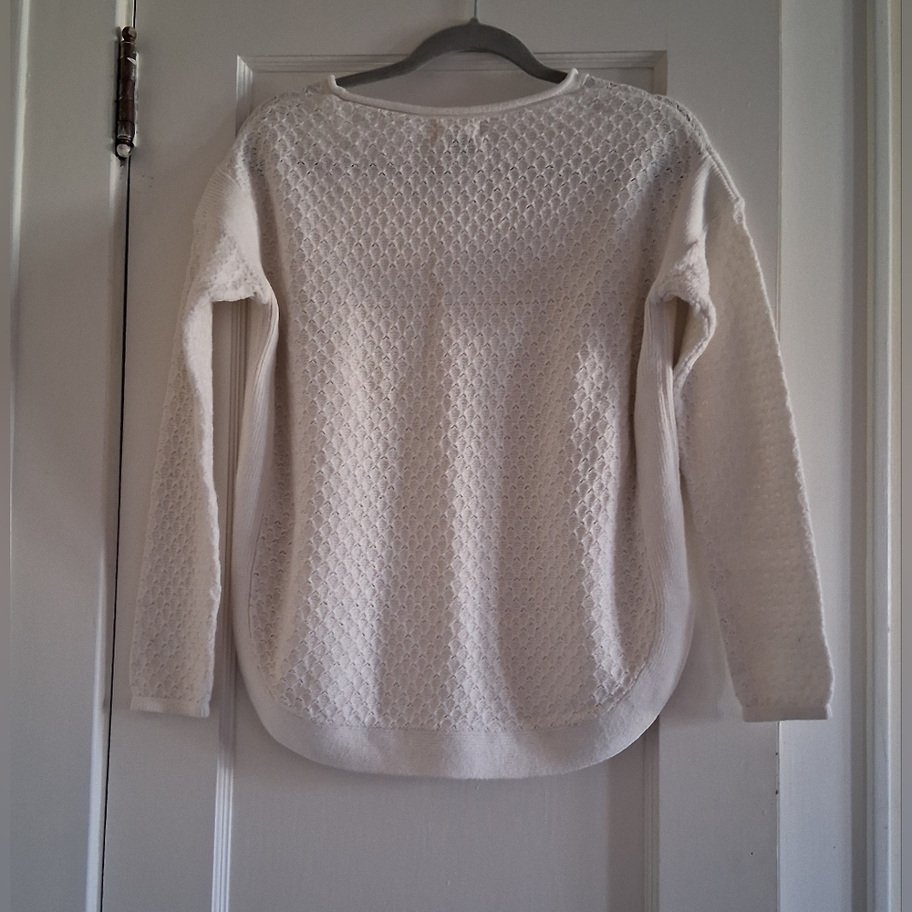 Old Navy White Top - Picture 10 of 11